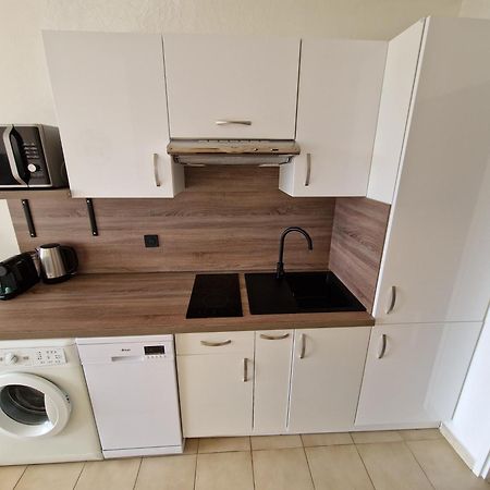 קאלבי Residence Les Mimosas מראה חיצוני תמונה