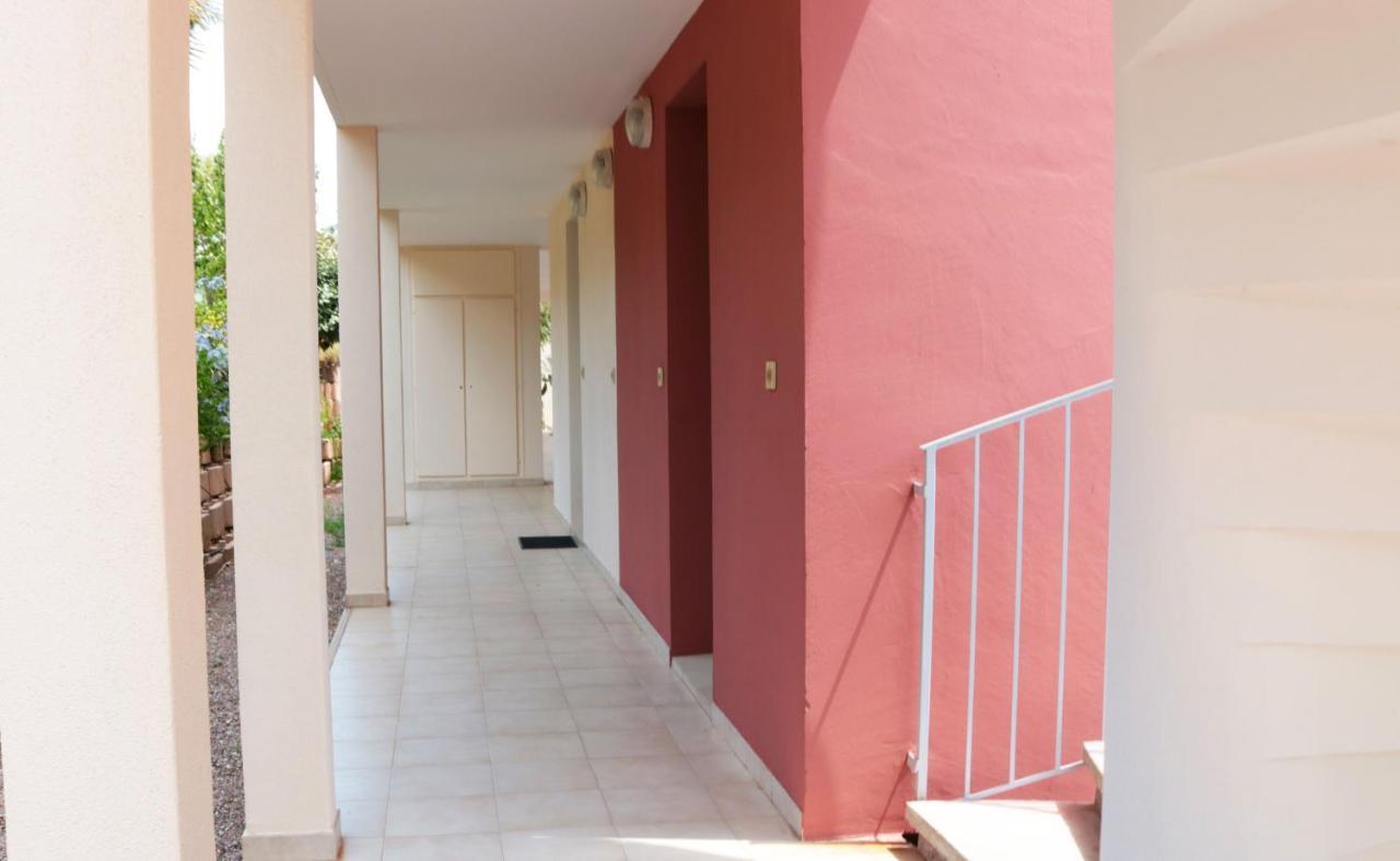 קאלבי Residence Les Mimosas מראה חיצוני תמונה