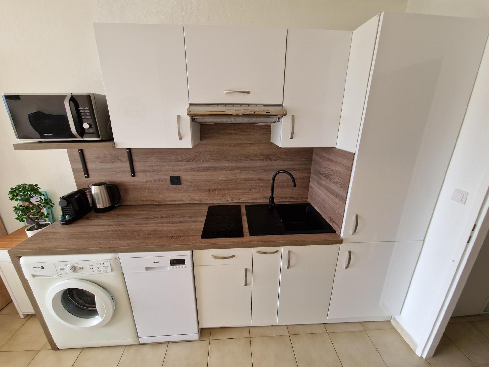 קאלבי Residence Les Mimosas מראה חיצוני תמונה