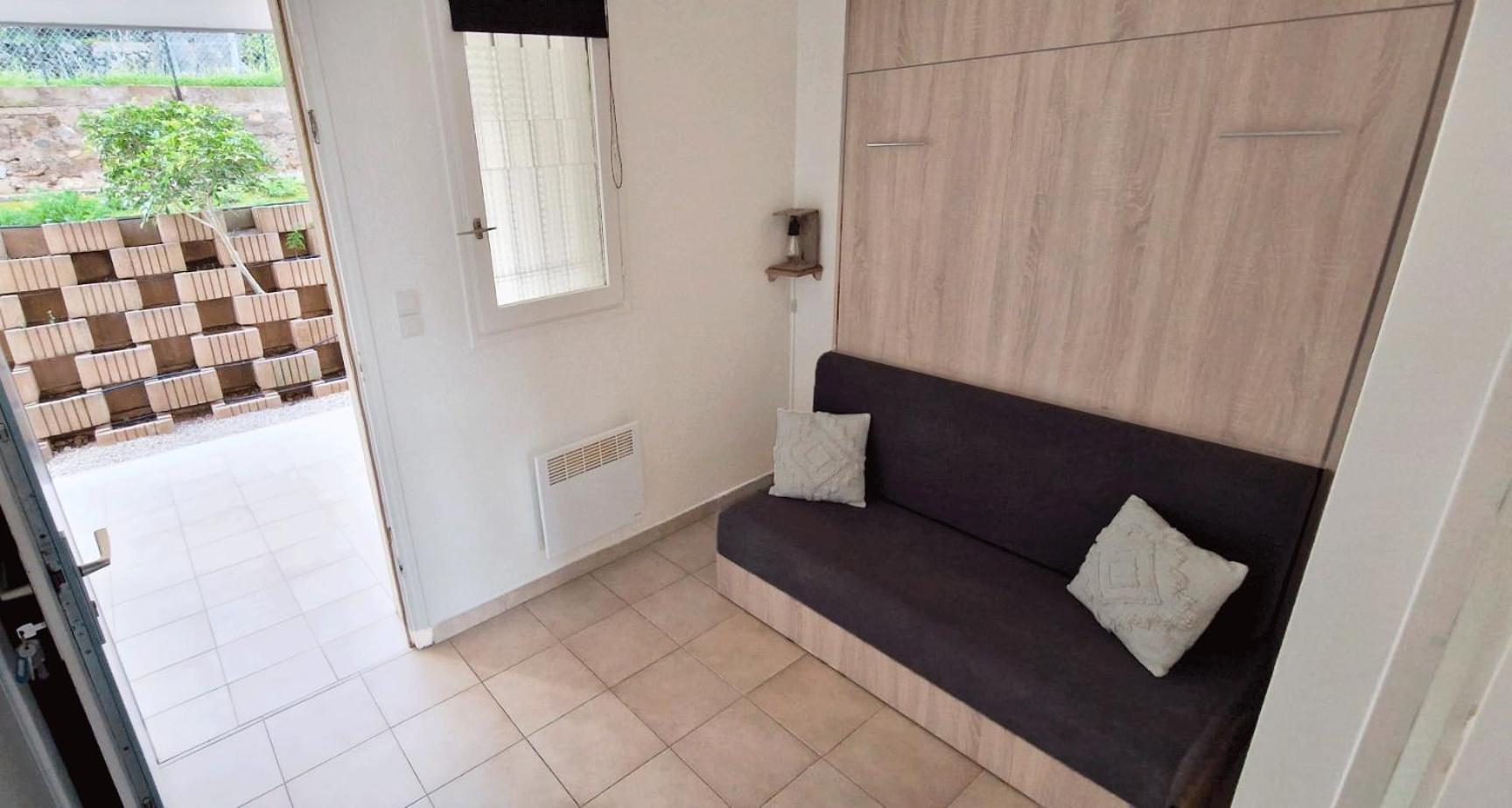 קאלבי Residence Les Mimosas מראה חיצוני תמונה